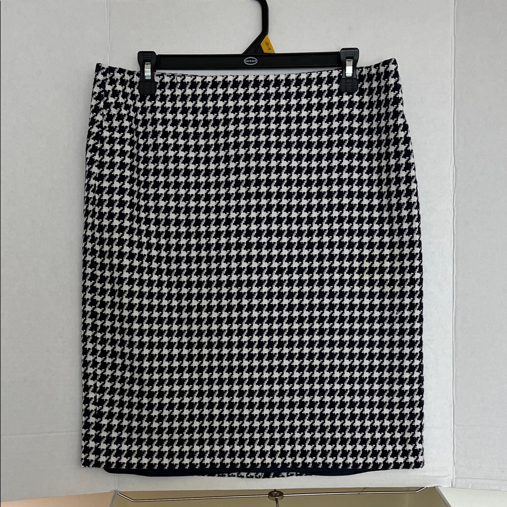 Talbots Black and White Houndstooth Pencil Skirt